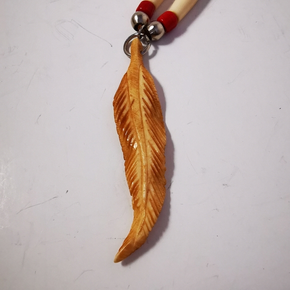 Vintage Indigenous Style Leather and Bone Feather Necklace - Picture 8 of 17